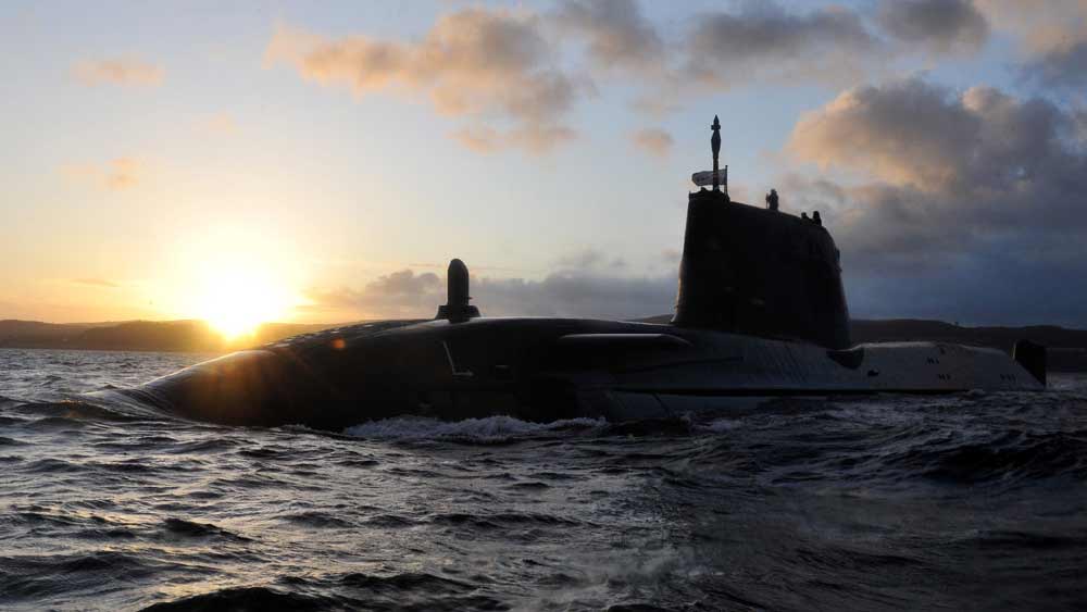 ব্রিটিশ নৌবাহিনীর দায়িত্বপ্রাপ্ত প্রযুক্তিবিদদের মতে, ১১ বছর ধরে প্রায় দু’কোটি ঘণ্টা সময় ব্যয় করে অ্যানসনকে তৈরি করা হয়েছে। এর প্রযুক্তিকৌশল আন্তর্জাতিক স্পেস স্টেশন তৈরির থেকেও জটিল বলে দাবি করা হয়েছে রয়্যাল নেভির তরফে।