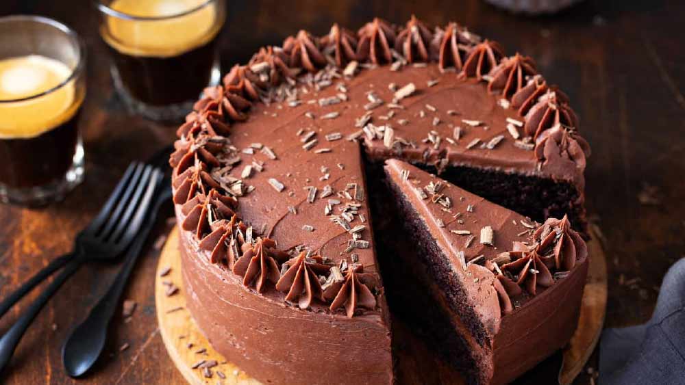 কয়েক বছরের মধ্যে দেশের বিভিন্ন শহরে পা রেখেছিল সুমনদের সংস্থা। সংবাদমাধ্যমের দাবি, দেশের ১১টি শহরে তাঁদের শাখা হয়েছে। সুমনদের সংস্থার ওয়েবসাইট ফ্লাওয়ারঅরা ডট কমের দাবি, বিভিন্ন নেটওয়ার্কের সাহায্যে দেশের ২২৯টিরও বেশি শহরে তাঁরা ফুল ডেলিভারি করেন।