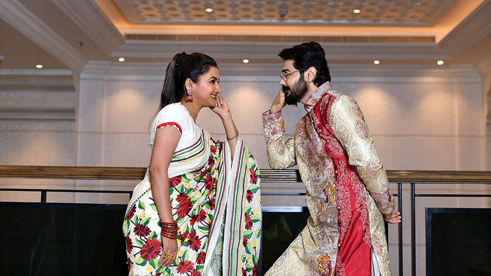 পুজো মানে আরও অনেক কিছু। নতুন গান, নস্টালজিয়া, ফিরে ফিরে দেখা প্রেম।