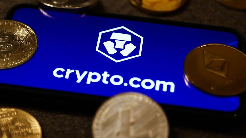 এর খবর পাওয়ার পরই ওই ক্রিপ্টো সংস্থা ম্যানিভেল এবং তাঁর বোনের বিরুদ্ধে আইনি ব্যবস্থা নেয়।