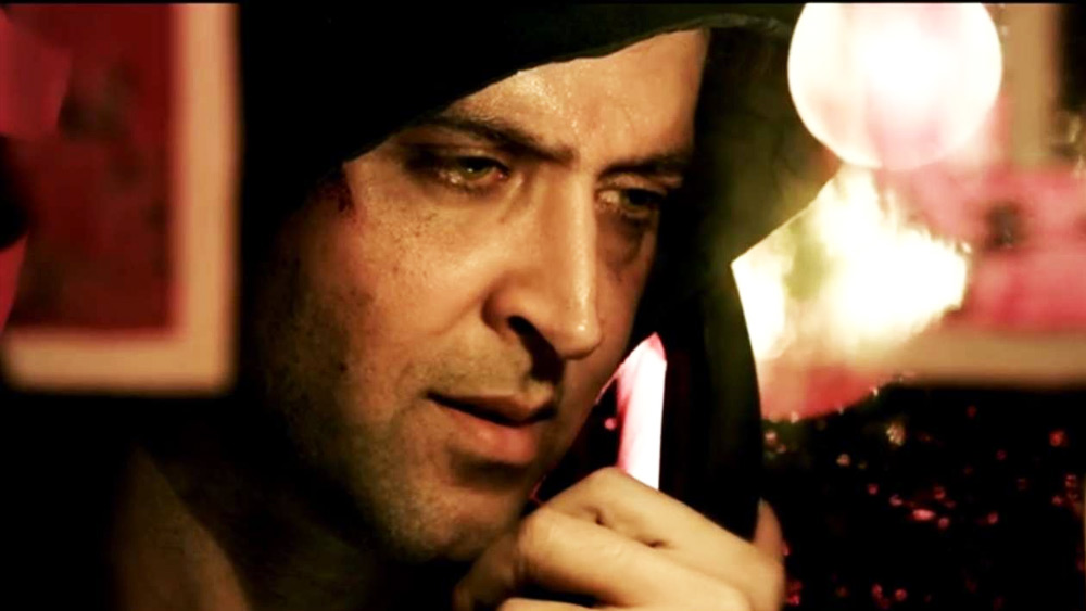 এই ঘটনার ন’বছর পর প্রেক্ষাগৃহে মুক্তি পায় রাকেশ রোশন প্রযোজিত ‘কাবিল’ ছবিটি। রোম্যান্টিক-থ্রিলার ঘরানার এই ছবিতে মুখ্যচরিত্রে অভিনয় করেছিলেন হৃতিক রোশন এবং ইয়ামি গৌতম।