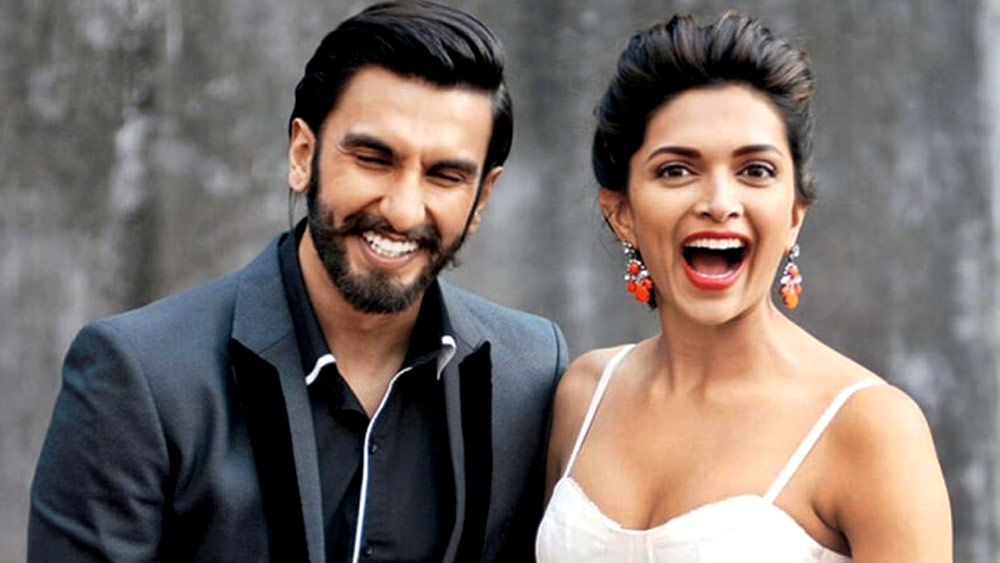 এ ছাড়াও বিউমন্ড টাওয়ারসে চারটি বেডরুমবিশিষ্ট একটি ফ্ল্যাটও রয়েছে দীপিকার। এই ফ্ল্যাটটির মূল্য ১৬ কোটি টাকা।