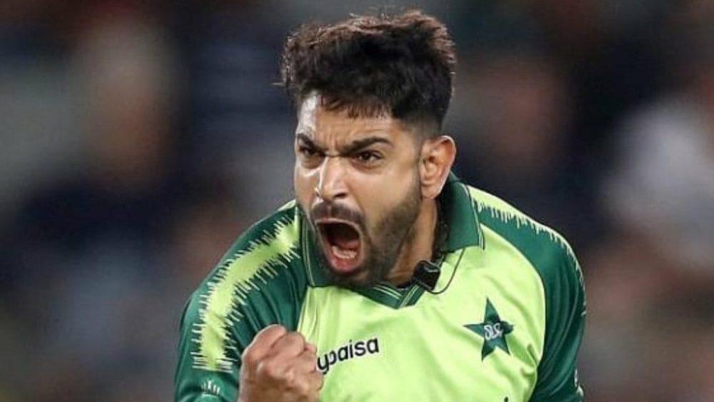 হ্যারিস রউফ: পাকিস্তান দলের পেস আক্রমণের দায়িত্ব নিতে হবে রউফকে। ভারতের বিরুদ্ধে দাহানিকে হারিয়ে শক্তি হারানো পাক দলের ভরসা হতে পারেন রউফ।