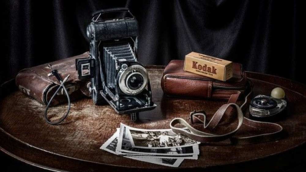 কিন্তু বীরচন্দ্রের ক্ষেত্রে বিষয়টি আলাদা ছিল। তৎকালীন সময়েও বীরচন্দ্রের কাছে ছবি তোলার সমস্ত সরঞ্জাম ছিল। একই সঙ্গে ছবির কাজ করার জন্য তাঁর রাজপ্রাসাদে ‘ডার্ক রুম’-ও ছিল।