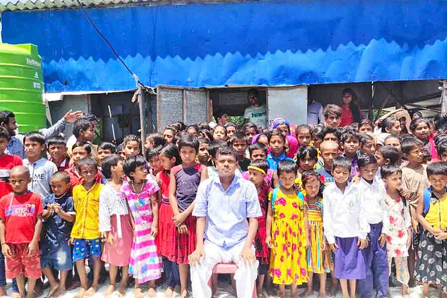 A physically challenged man from purbasthali single handedly stopping dropouts