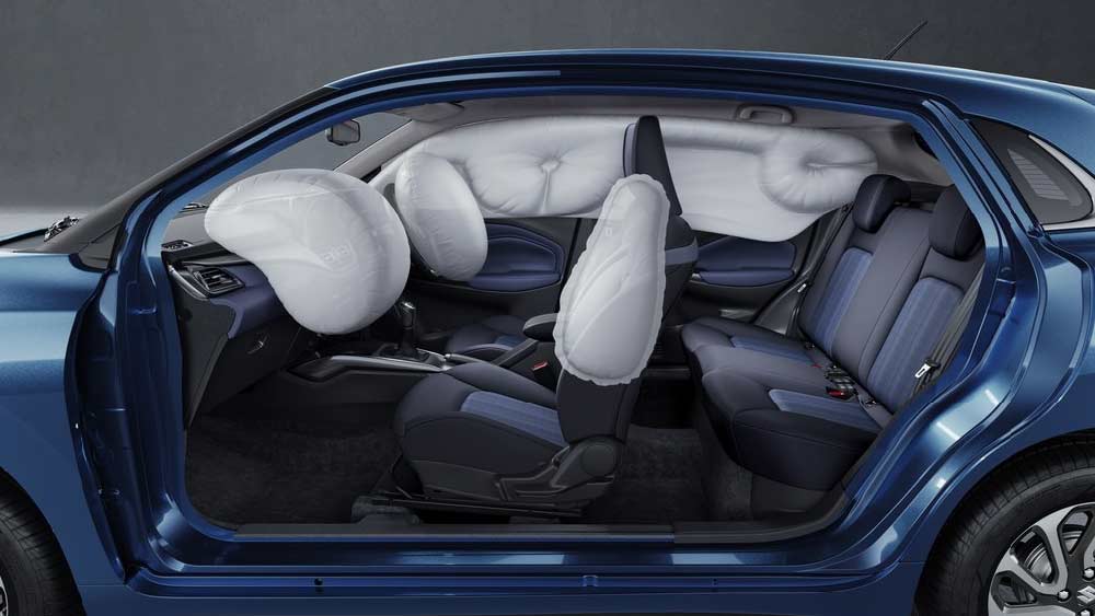 সড়ক পরিবহণ ও মহাসড়ক মন্ত্রক ২০২২ সালের অক্টোবর থেকে সমস্ত গাড়িতে ছ’টি করে এয়ারব্যাগ থাকা বাধ্যতামূলক করার প্রস্তাব দিয়েছিল। কিন্তু শেষ পর্যন্ত এই প্রস্তাবের বাস্তবায়ন সম্ভব হয়নি।