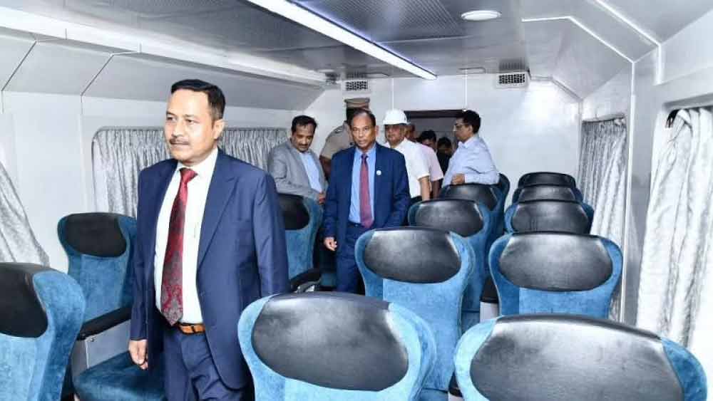 শুধু মাত্র তথ্যপ্রযুক্তির ক্ষেত্রেই নয়, বাংলাদেশ রেলওয়ের কর্মীদের প্রশিক্ষণেও সাহায্য করবে ভারত। এটিই ভারত-বাংলাদেশের তৃতীয় সমঝোতা।