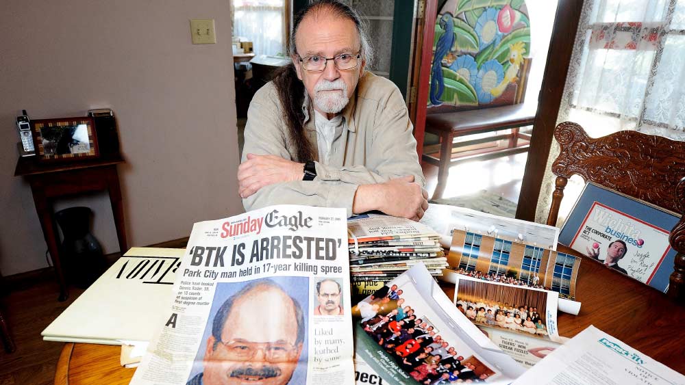 ঘটনাস্থলে বীর্য পাওয়া গেলেও মৃতদের মধ্যে কেউই যৌন নির্যাতনের শিকার হননি বলেও ময়নাতদন্তে উঠে আসে। ডেনিস এই পরিবারের সকলকে খুনের পর সেখান থেকে একটি ঘড়ি এবং কিছু অন্তর্বাস চুরি করে। পরে জানা যায়, স্রেফ স্মারক হিসাবে এই জিনিসগুলি সে চুরি করেছিল।