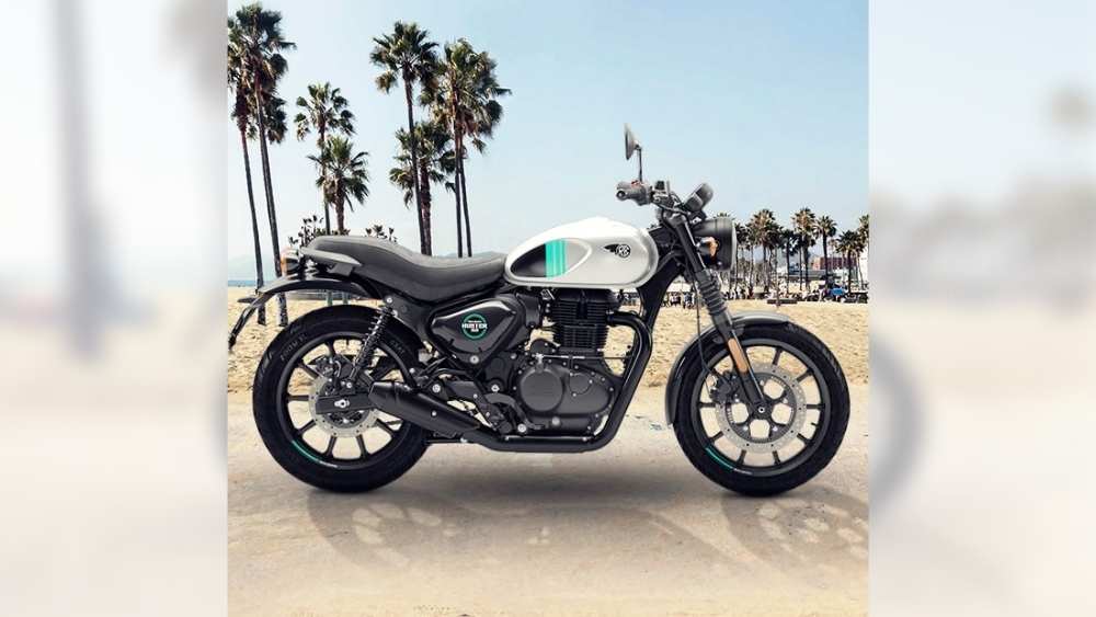 দুটি ট্রিমে লঞ্চ করা হয়েছে এই নতুন বাইক – হান্টার মেট্রো ও হান্টার রেট্রো। ডুয়াল কালার লিভারির সাথে কাস্ট অ্যালয় ও টিউবলেস টায়ার রয়েছে হান্টার মেট্রোতে।