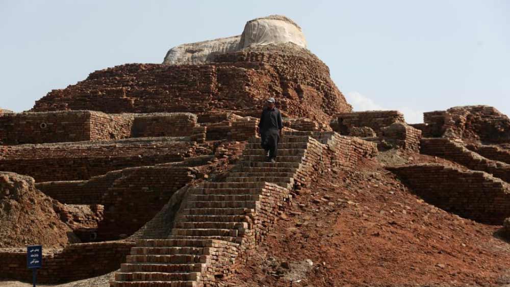  ১৯২১-এ হরপ্পা আবিষ্কারের এক বছর পর, এই স্থানের ঐতিহাসিক তাৎপর্য বিশ্ব জুড়ে স্বীকৃত হয়। নতুন অধ্যায় যুক্ত হয় মানবজাতির চলমান ইতিহাসের পাতায়।