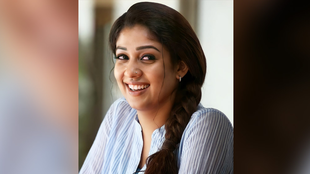 এ ছাড়াও চেন্নাইয়ে চার বেডরুমবি‌শিষ্ট দু’টি বাড়ি রয়েছে। ম্যাজিক ব্রিকসের তথ্য অনুযায়ী, এই বাড়ি দু’টির মোট মূল্য ১০০ কোটি টাকা।