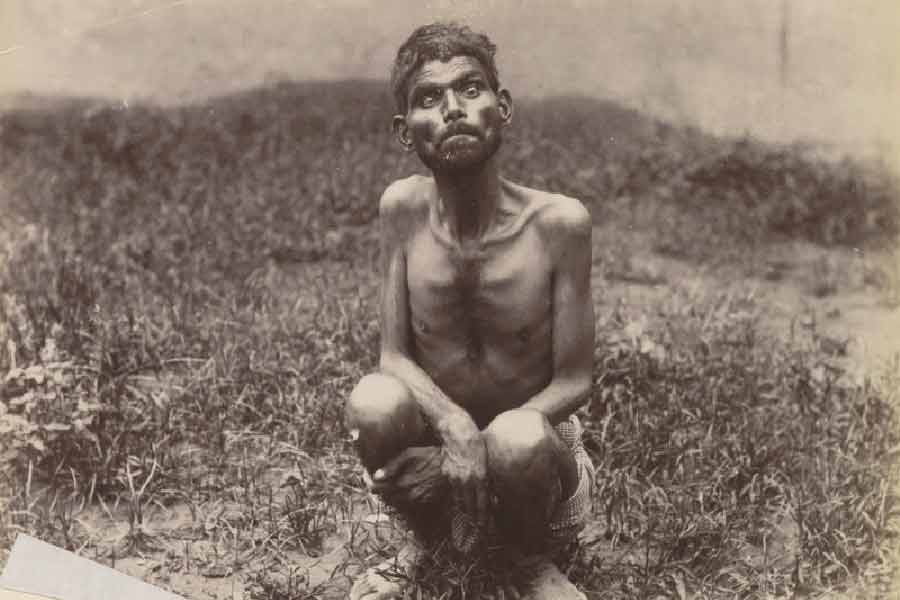 কিন্তু জানেন কি, বাস্তবেও এক ‘মোগলি’র খোঁজ মিলেছিল। আর সেই ‘মোগলি’কে পাওয়া গিয়েছিল ভারতেই। তা-ও আবার উপন্যাস প্রকাশিত হওয়ার অনেক আগেই।