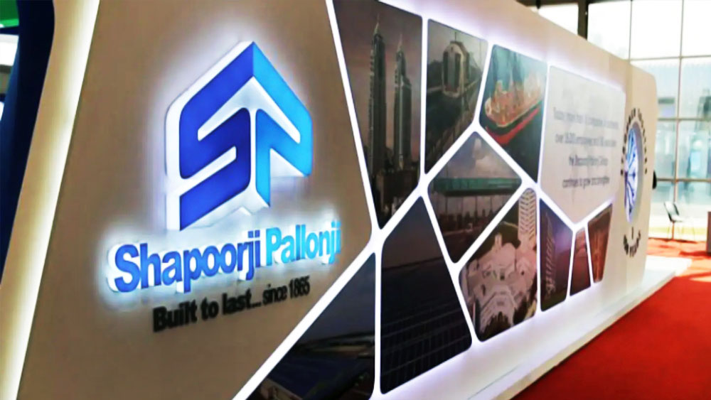 ১৮৬৫ সালে প্রতিষ্ঠিত সাপুরজি পালোনজি গোষ্ঠী ভোগ্যপণ্য থেকে সৌরশক্তি— বিভিন্ন ব্যবসায়িক ক্ষেত্রে আধিপত্য বিস্তার করলেও সর্বাধিক খ্যাতিলাভ করেছে রিয়েল এস্টেটের ব্যবসায়। ‘অ্যাফকন’ নামে এক নির্মাণ সংস্থাও রয়েছে এই গোষ্ঠীর অধীনে। দেশের বড় বড় বহুতল নির্মাণের ক্ষেত্রে এই সংস্থা নিজেদের দক্ষতা প্রমাণ করেছে।