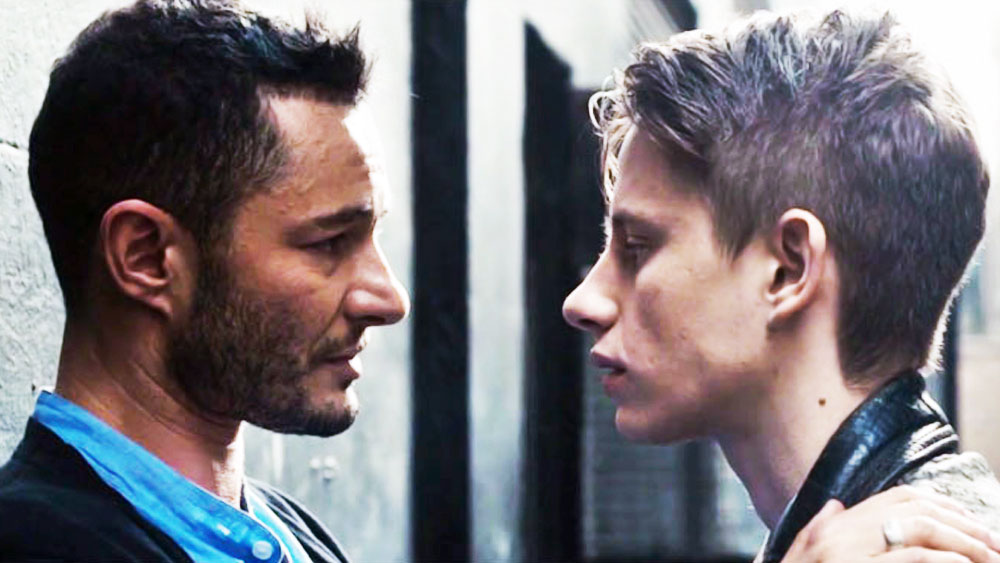 তাঁরা দু’জনেই রূপান্তরকামী। ৪৪ বছর বয়সি জেক পেশায় অভিনেতা ও পরিচালক। ‘কোলেট’ এবং ‘দ্য ড্যানিশ গার্ল’-এর মতো ছবিতে অভিনয় করতে দেখা গিয়েছে জেককে।