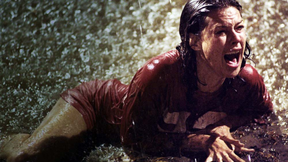 এই কঙ্কালগুলি মেডিক্যাল কলেজে শিক্ষামূলক গবেষণা করার জন্য বিক্রি করা হত। পরে অভিনেত্রী ডায়ান জানান, তাঁকে টানা চার-পাঁচ দিন কঙ্কালের মধ্যেই শ্যুটিং করতে হয়েছে। সত্যি জানার পর বেশ ভয়ই পেয়েছিলেন তিনি।