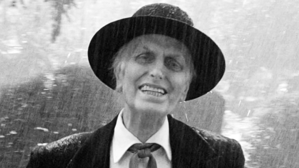 এই অভিশাপ বছরের পর বছর চলতেই থাকে। ‘পোল্টারগেইস্ট’ ছবির দ্বিতীয় পর্বে যাঁরা অভিনয় করেছিলেন, তাঁরাও নাকি এই অভিশাপের কবলে পড়েন। জুলিয়েন বেক নাকি ছবি মুক্তির কয়েক মাস আগেই পাকস্থলীজনিত রোগে মারা যান।