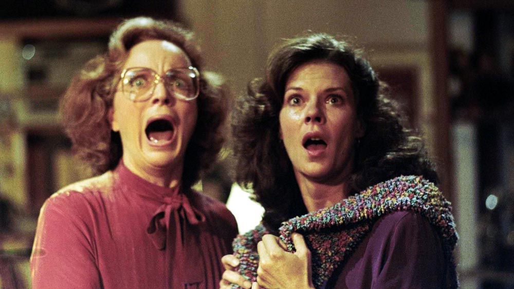 পর পর এমন ঘটনা ঘটতে থাকায় ‘পোল্টারগেইস্ট’ ছবির সঙ্গে আরও জড়িয়ে পড়তে থাকে তার অভিশাপ। হলিউডের একাংশ এই ঘটনাগুলি কাকতালীয় বলে মনে করলেও অনেকেই মনে করেন, এই অভিশাপ সত্যিই।