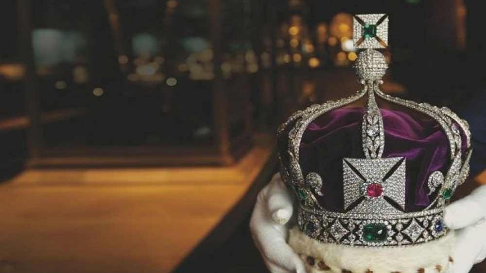 পরে তা হাতবদল হয়ে আসে মুঘল দরবারে। 'বাবরনামা'য় উল্লেখ রয়েছে, ১৫২৬ খ্রিস্টাব্দে পানিপথের যুদ্ধে তা বাবরের দখলে আসে।