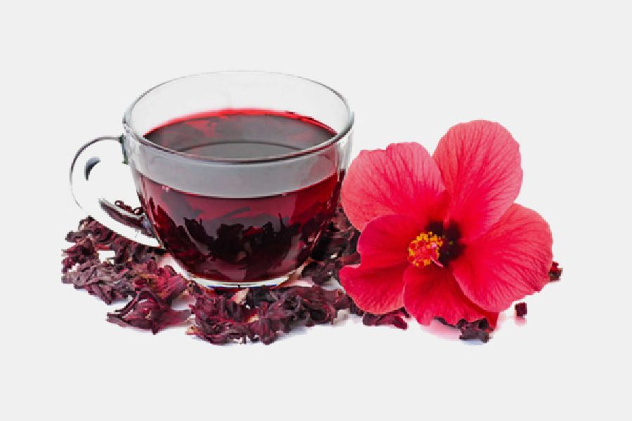 ত্বকের পরম বন্ধু হল হিবিসকাস গ্রিন টি।