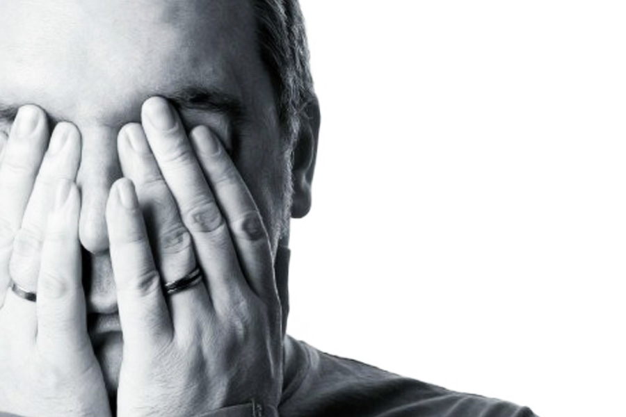 কানে যেন কোনও আওয়াজ না আসে তার জন্য শব্দনিরোধক দেওয়াল দিয়ে ঘরগুলি বানানো।