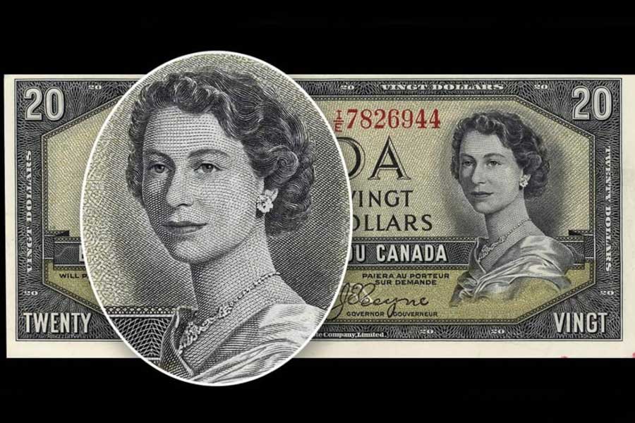 কানাডায় ২০ ডলারের প্লাস্টিক ব্যাঙ্কনোটে রয়েছে রানি দ্বিতীয় এলিজাবেথের ছবি। ব্যাঙ্ক অব কানাডার মুখপাত্র আমেলি-ফেরোঁ-ক্রেগ জানিয়েছেন, আগামী কয়েক বছর দেশে এই নোট চলবে। ইংল্যান্ডে নিয়মতান্ত্রিক শাসক বদলানোর পর নির্দিষ্ট সময়ের মধ্যে সে দেশে নোট পরিবর্তন করতে হবে, এমন কোনও আইনি বাধ্যবাধকতা নেই।