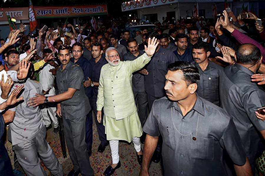 প্রধানমন্ত্রীর সুরক্ষার্থে এসপিজির বিশেষ নিরাপত্তা দল মোতায়েন  করা হয়। ১ হাজার জনেরও বেশি কমান্ডো ঘিরে থাকেন। 