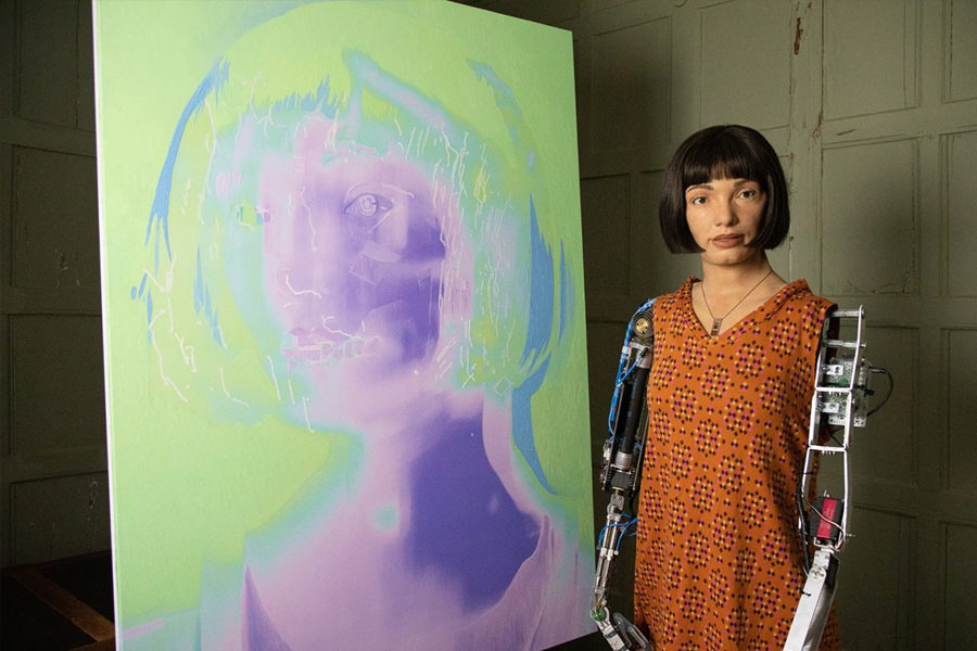 যন্ত্রের অভিশাপ মানুষের কল্পনাতীত, মনে করেন আদিয়ান। আগামী তিন বছরের মধ্যেই মানুষ তার চারপাশে সেই অভিশাপের প্রতিফলন দেখতে শুরু করবে বলে আশঙ্কা প্রকাশ করেছেন তিনি। 