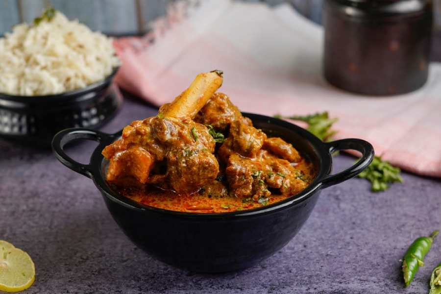 উৎসবের দিনেও আপনার পাতে পড়বে না সাধের মটন?