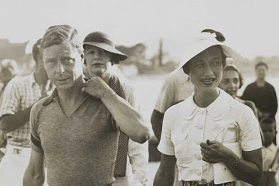 ক্রিস্টিন কামাচো তাঁর ২৮তম স্ত্রী ছিলেন। তাঁর সঙ্গে দীর্ঘ সময়ের জন্যে সংসার করেছিলেন গ্লিন। ক্রিস্টিন ও গ্লিনের বয়সের ব্যবধান ছিল ৩৭ বছর। ১১ বছর একসঙ্গে থাকার পর তাঁদের বিবাহবিচ্ছেদ হয়।