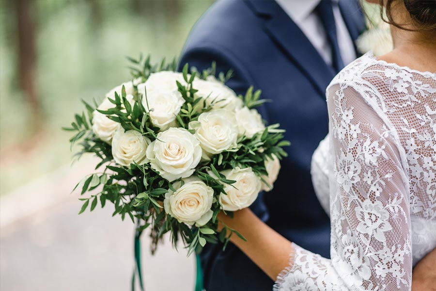 তাঁর ৩১তম স্ত্রী ছিলেন লিন্ডা উলফ। লিন্ডার কাহিনিও ভিন্ন। তিনি ২৩ জন পুরুষকে বিয়ে করে গিনেস বুকে নজির গড়েছিলেন।