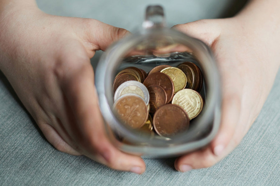 গ্লিনের ব্যাঙ্ক অ্যাকাউন্টে ৩৩৬ ডলার ছিল। তা দিয়েই কাউন্টির তরফে শেষকৃত্য সম্পন্ন করা হয়।