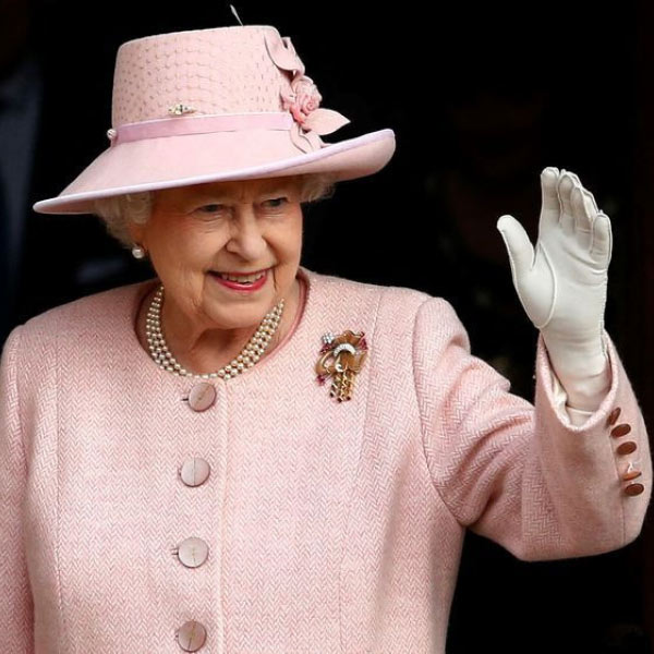 শুধু একটি বিষয়ে সকলে নিশ্চিত যে, ২০৮৫ সাল পর্যন্ত এই কাচের বাক্স খোলা সম্ভব নয়।