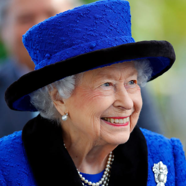 ব্রিটেনের রানি থাকাকালীন দ্বিতীয় এলিজাবেথ মোট ১৬ বার অস্ট্রেলিয়া সফরে গিয়েছিলেন।