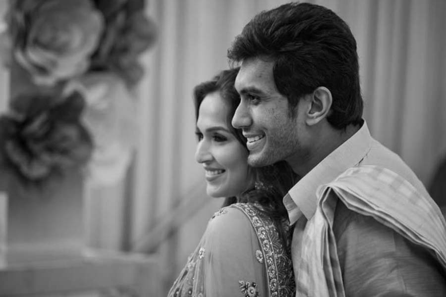 অন্তঃসত্ত্বা সৌন্দর্যার সাদাকালো ছবি ছাড়াও বেদ এবং বিশ্বগণকে নিয়ে অনাগত সন্তানের সঙ্গে দেখা গিয়েছে তাঁকে। তবে সৌন্দর্যাকে নিয়ে গুজব কম নেই।