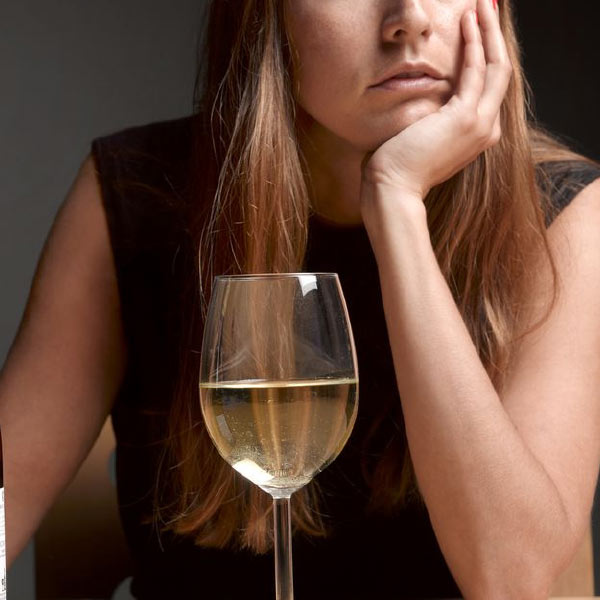 পয়েন্ট গ্লাস: এই গ্লাসেও বিয়ার পরিবেশন করা হয়ে থাকে। এর আকার সিলিন্ডারের মতো। গ্লাসের উপরিভাগ চওড়া, নীচের অংশটি সরু হয়।