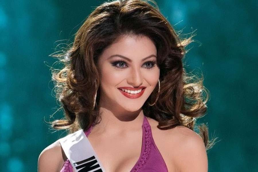 ভালবাসা ছিল কি না, তা নিয়ে মতান্তর রয়েছে, কিন্তু সম্প্রতি প্রকাশ্যে বাগ্‌যুদ্ধে নামেন ঋষভ এবং উর্বশী।