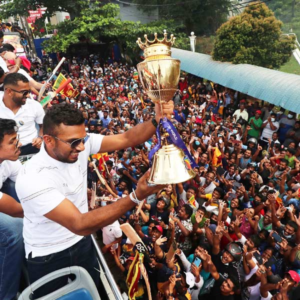 এই ট্রফিটা মৃতসঞ্জীবনীর মতো একটা দেশকে খানিকটা হলেও বাঁচিয়ে দিয়ে গেল।