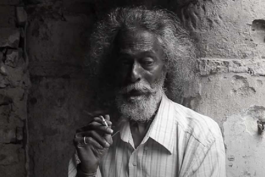 গোদারের এই মত সমালোচিত হলেও আধুনিক চলচ্চিত্রে যৌনতার উপস্থিতিকে অস্বীকার করা যায় না।