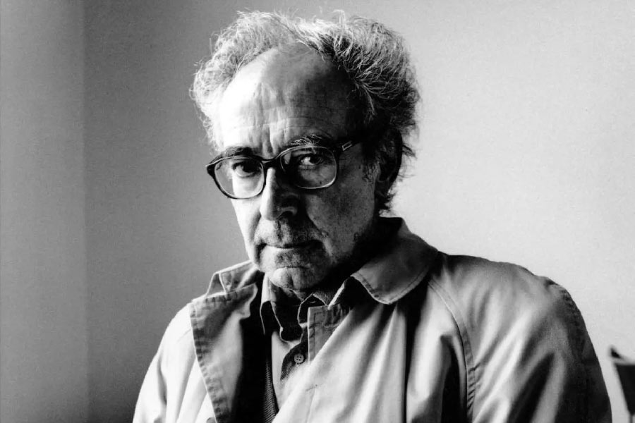 গোদার জানতেন, ‘ভাঙারই আরেক নাম ‘গড়া’। তাঁর ছবি, ‌যৌনতা নিয়ে তাঁর দৃষ্টিভঙ্গি— সবই ছিল ‘সৃজন’-এরই আর এক নাম।