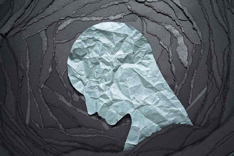 উদ্বেগের সমস্যা দীর্ঘস্থায়ী হলে অবশ্যই মনোবিদের পরামর্শ নিতে হবে। 