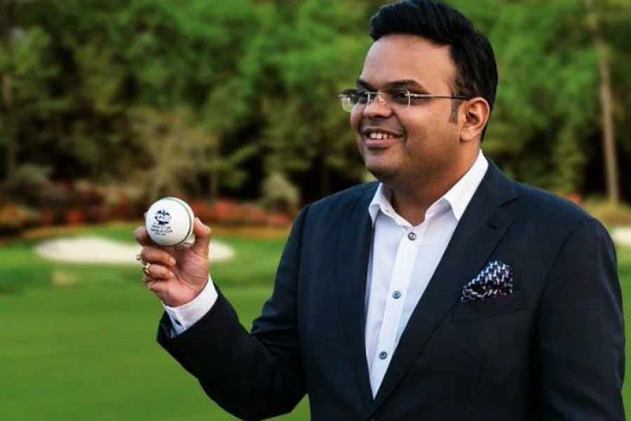 আমদাবাদের ক্রিকেট সংস্থায় প্রশাসক হিসাবে অভিজ্ঞতা কাজে এসে গিয়েছিল ২০১৩ সালে। সে বছরের সেপ্টেম্বরে গুজরাত ক্রিকেট অ্যাসোসিয়েশন (জিসিএ)-এর যুগ্মসচিব নির্বাচিত হন জয়।