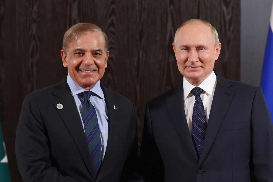 Meeting between Pakistan PM Shehbaz Sharif and Russian President Vladimir Putin caches eye