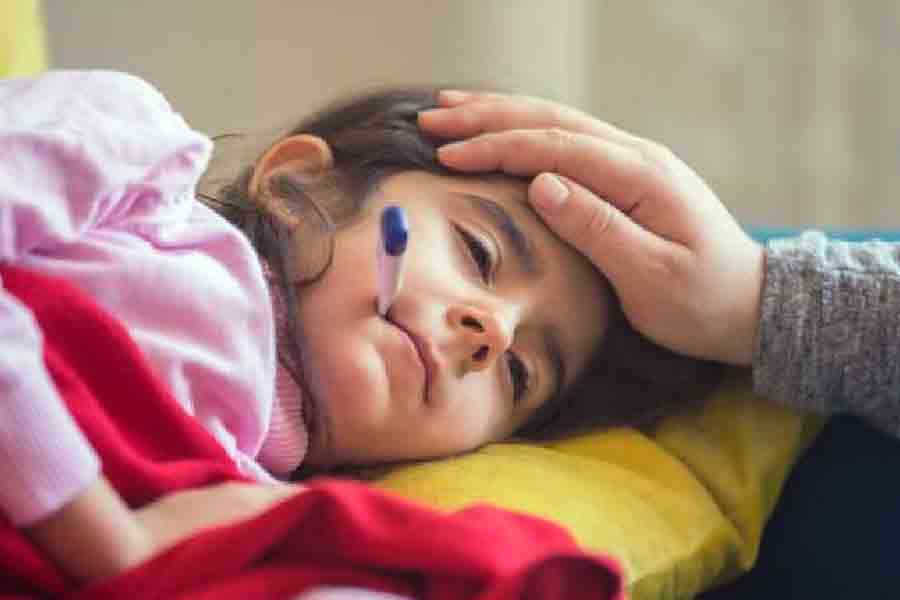 An image representing a child suffering from Fever