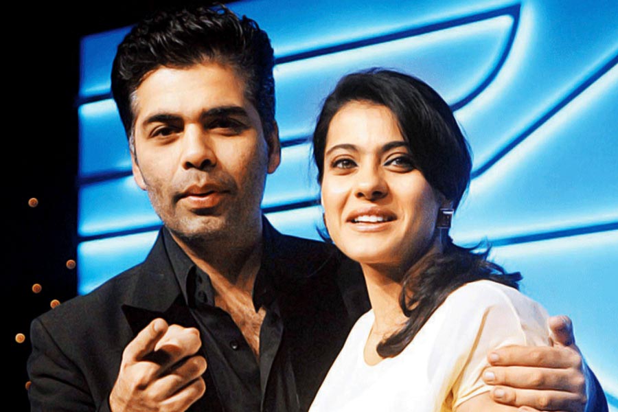 কিন্তু বিধি বাম হয় প্রথমেই। তত দিনে কাজলের বিয়ে হয়ে গিয়েছে অজয় দেবগনের সঙ্গে। বলিউড থেকে সাময়িক বিরতি নিয়েছেন তিনি। তাই প্রিয় বন্ধু কর্ণকেও কাজল জানিয়েছিলেন, তিনি তাঁর নতুন ছবিতে কাজ করবেন না।