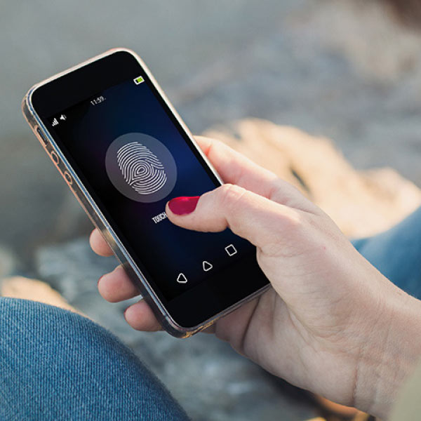 বিশেষজ্ঞ জে স্ট্যানলি ওয়াশিংটন পোস্টে একটি সাক্ষাৎকারে বলেছেন, ‘‘বায়োমেট্রিক কিন্তু গোপন কিছু নয়। ইউনিক। সবার ক্ষেত্রে আলাদা। দু’টো বিষয়কে গুলিয়ে ফেললে চলবে না।’’