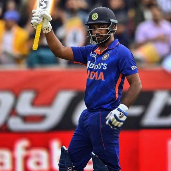 সঞ্জু স্যামসন: দলের দ্বিতীয় উইকেটরক্ষক ব্যাটার। অনেকের মতে জাতীয় পর্যায়ে যথেষ্ট সুযোগ পাননি এই ডানহাতি মারকুটে ব্যাটার। ১৩৫-এরও বেশি স্ট্রাইক রেট রয়েছে সঞ্জুর। 