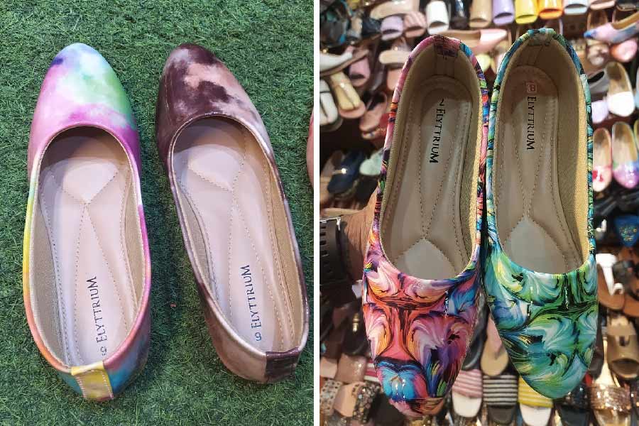 মহিলারা পরতে পারেন ফ্ল্যাটবেলি পা ঢাকা রঙিন পাম্প শু। দাম ৬৫০ টাকার মতো।