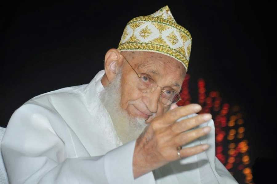 আবেদনকারীদের পক্ষে আইনজীবী সিদ্ধার্থ ভাটনগর জানান, মহারাষ্ট্র সরকারের এই সামাজিক বয়কটের সাধারণ আইন দাউদি বোহরা সম্প্রদায়ের তরফে এখন মেনে নেওয়া হলেও পরে তারা তা না-ও মানতে পারে। তাই এই সম্প্রদায়ের ধর্মীয় প্রধানদের সম্প্রদায় থেকে বহিষ্কার না করার বিষয় মেনে নিয়ে তা লিখিত ভাবে জমা দিতে হবে।