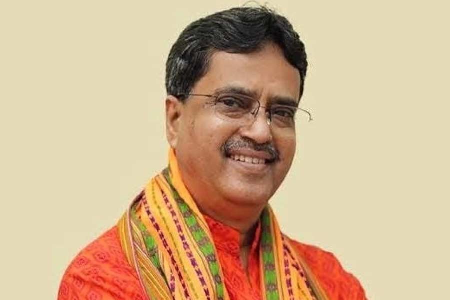 ত্রিপুরায় সরকারি কর্মীদের ডিএ চলতি বছরের ১ জুলাই থেকে বাড়িয়ে করা হয়েছে ৮ শতাংশ।