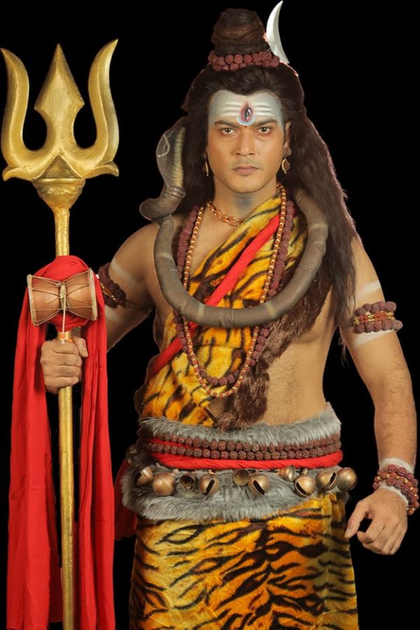 মহাকালেশ্বর শিবের ভূমিকায় দেখা যাবে অভিষেক বোস।